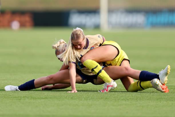 他在媒體採 他在媒體採